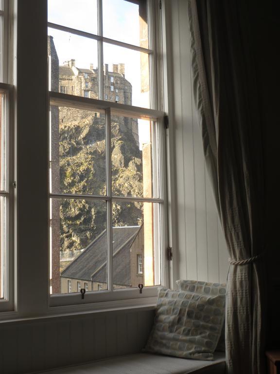 Edinburgh Old Town Apartment Rum bild